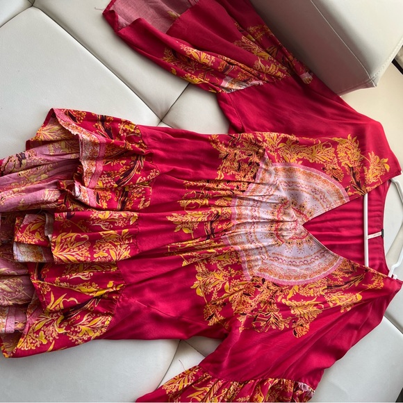 Free People Tops - Free people, fun and flirty trapeze top